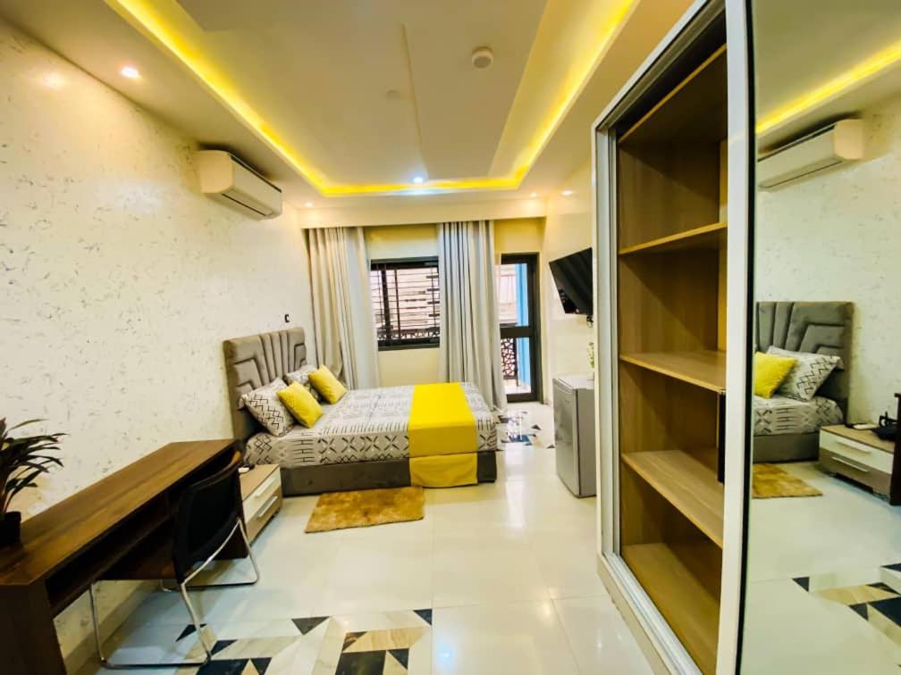 Complexe Hotelier And Ouagadougou Exterior photo